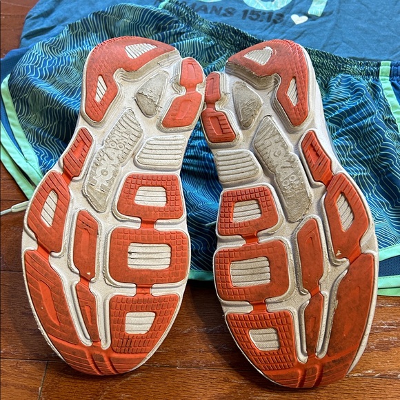 Hoka Bondi 7 One One - Picture 4 of 10